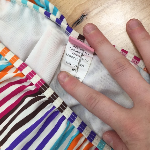 Two piece Candy stripe Bikini - Picture 3 of 4